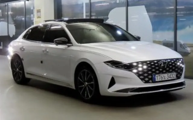 중고자동차직거래사이트 더 뉴 그랜저 IG 2.5 르블랑 매물 사진 13 - 2022/08 37,928km