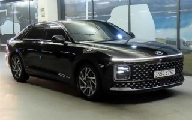 중고자동차직거래사이트 그랜저 (GN7) 가솔린 2.5 2WD 매물 사진 1 - 2023/04 57,230km